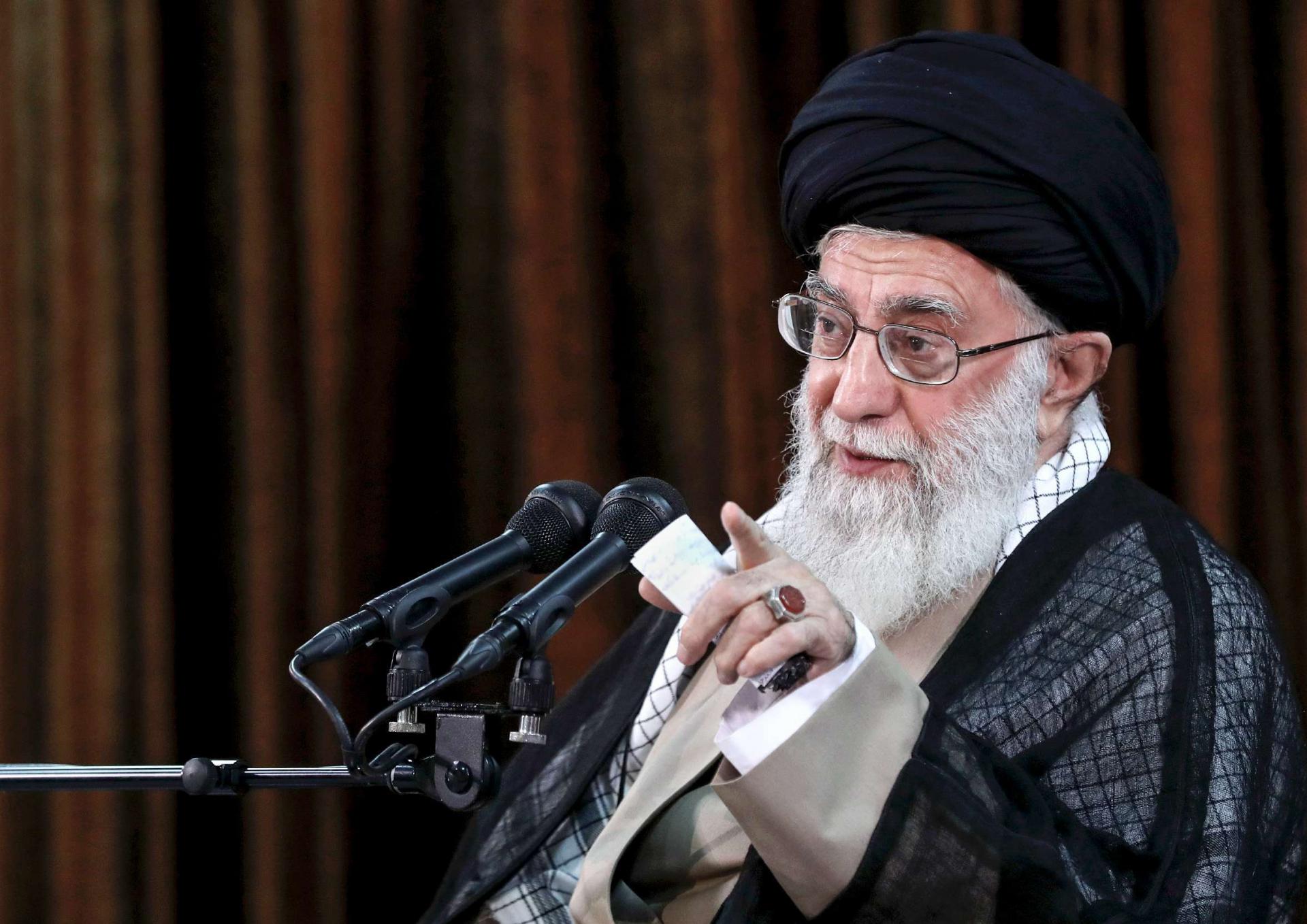 تظاهرة في طهران مؤيدة لعدم التفاوض مع الولايات المتحدة