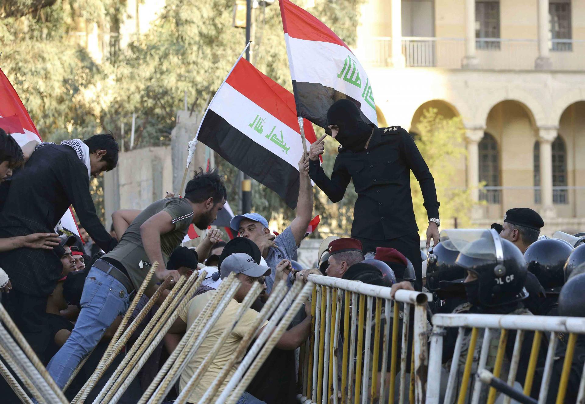 ضرورة فتح المنطقة الخضراء