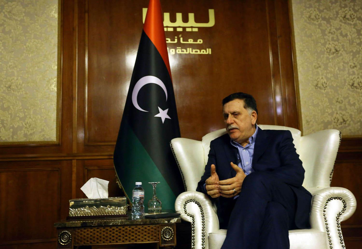 فايز السراج يتحدث في مقابلة بمكتبه في طرابلس