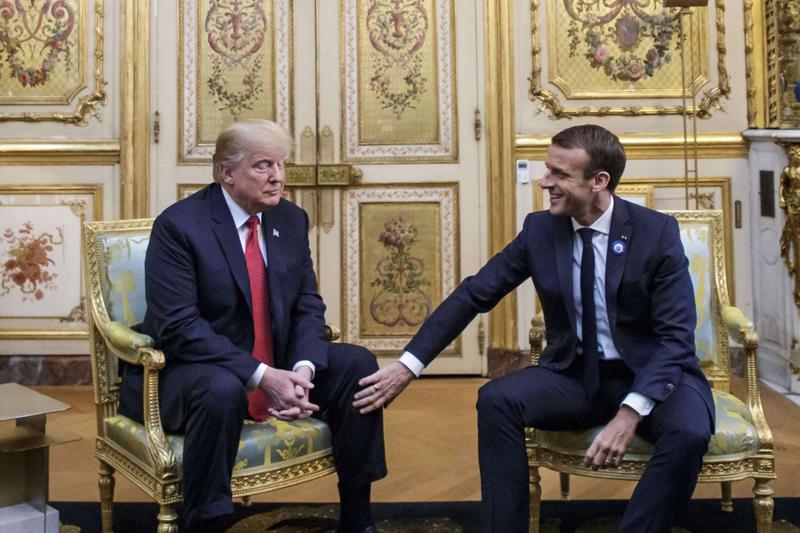 مصافحة لم تتم بين الرئيسين الاميركي والفرنسي