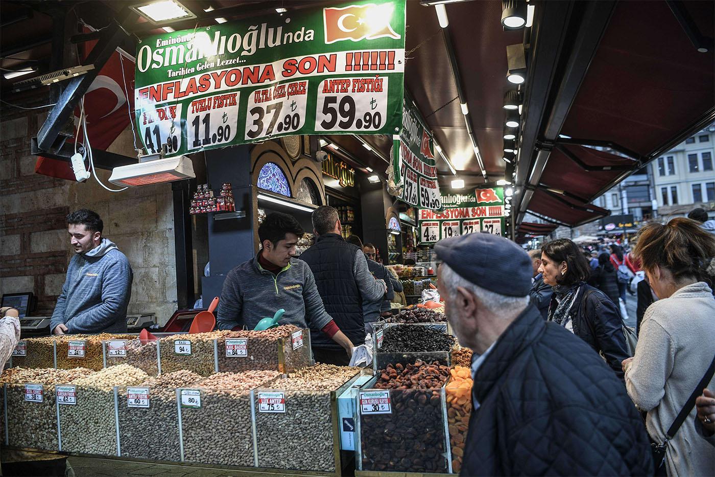 The Turkish government has promised to fight inflation with a series of measures