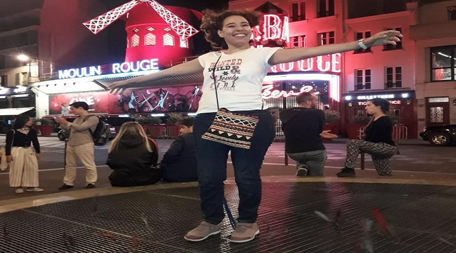 أمينة ماء العينين تثير ضجة بظهورها بلباس متحرر وبلا حجاب