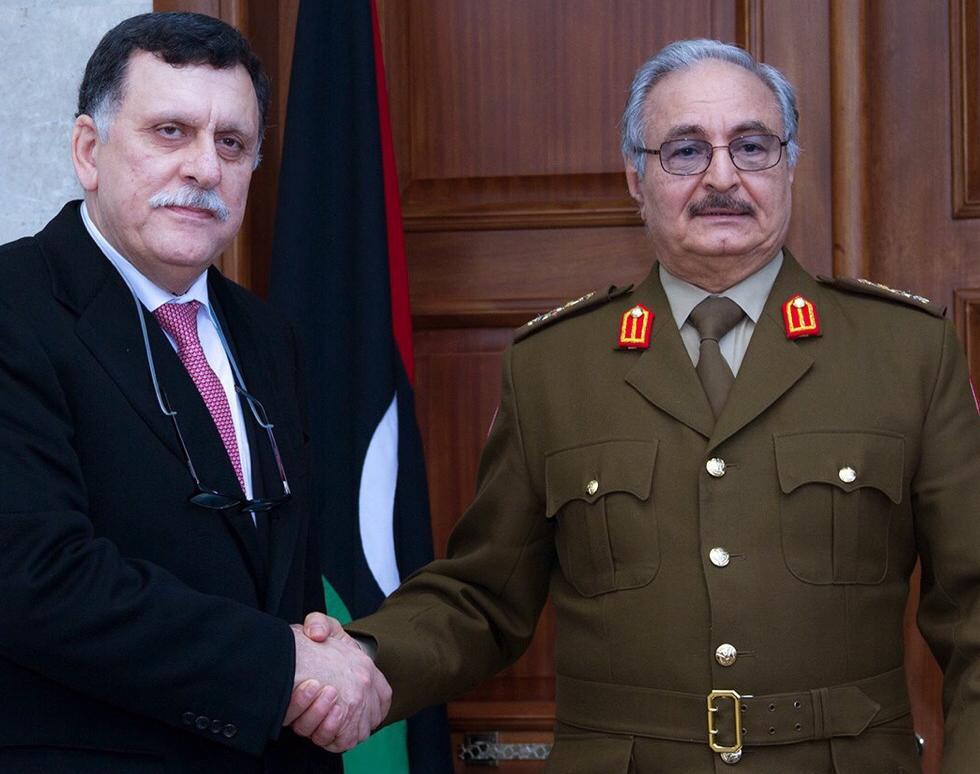 خليفة حفتر وفائز السراج