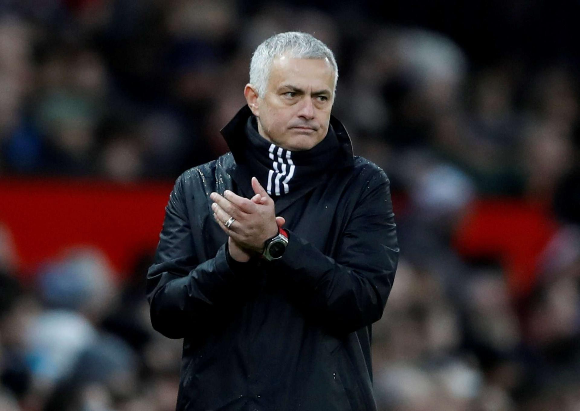 مورينيو يدفع مليوني يورو غرامة التهرب الضريبي