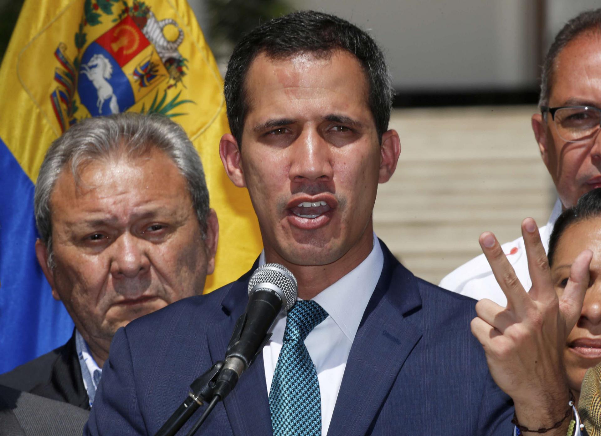 اعتراف دولي متزايد بخوان غوايدو