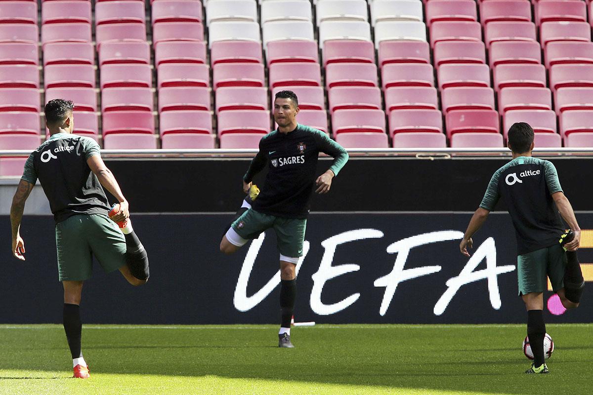 رونالدو بقميص البرتغال بعد غياب 9 أشهر