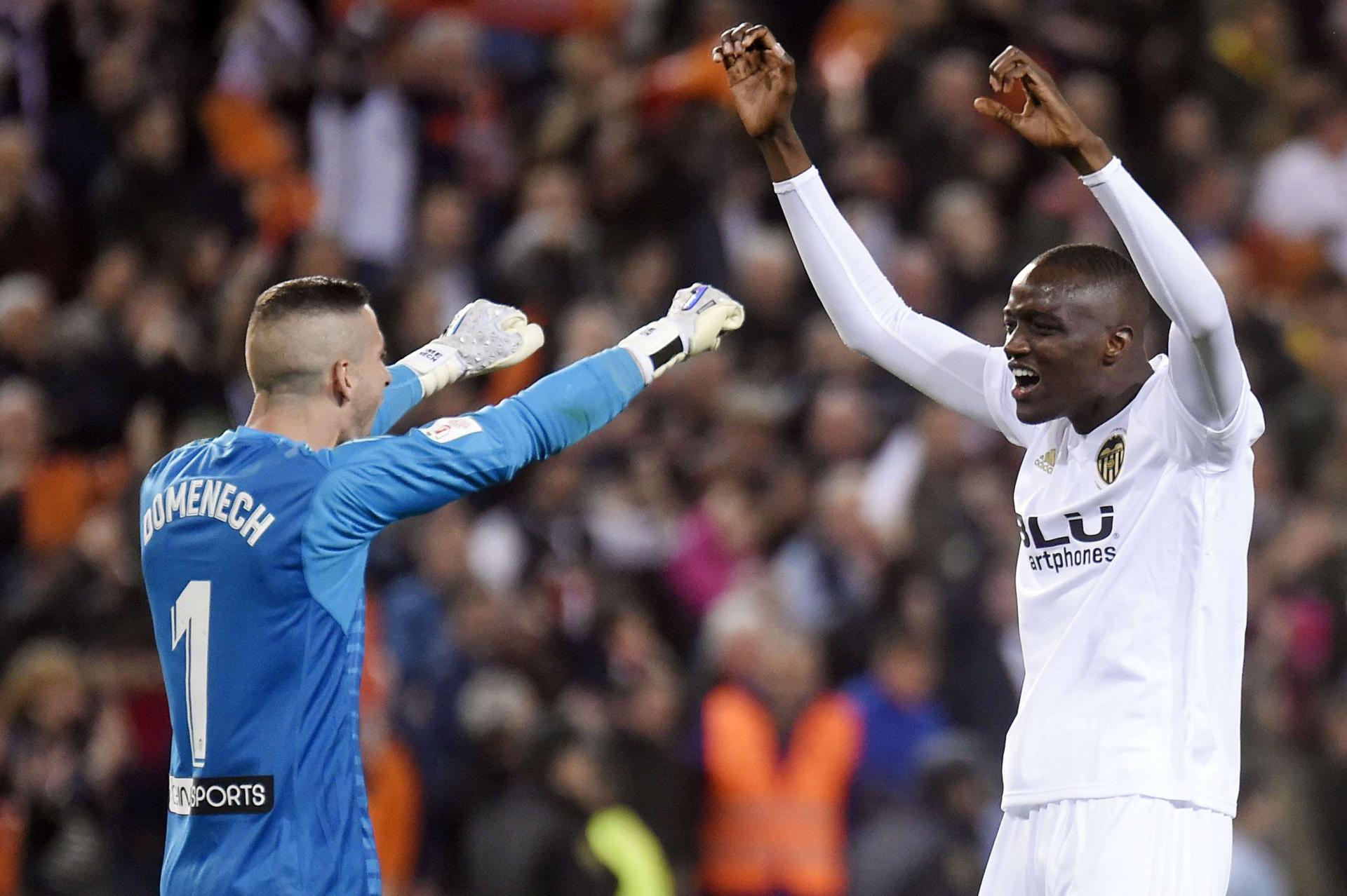 فالنسيا في مهمة تاريخية صعبة