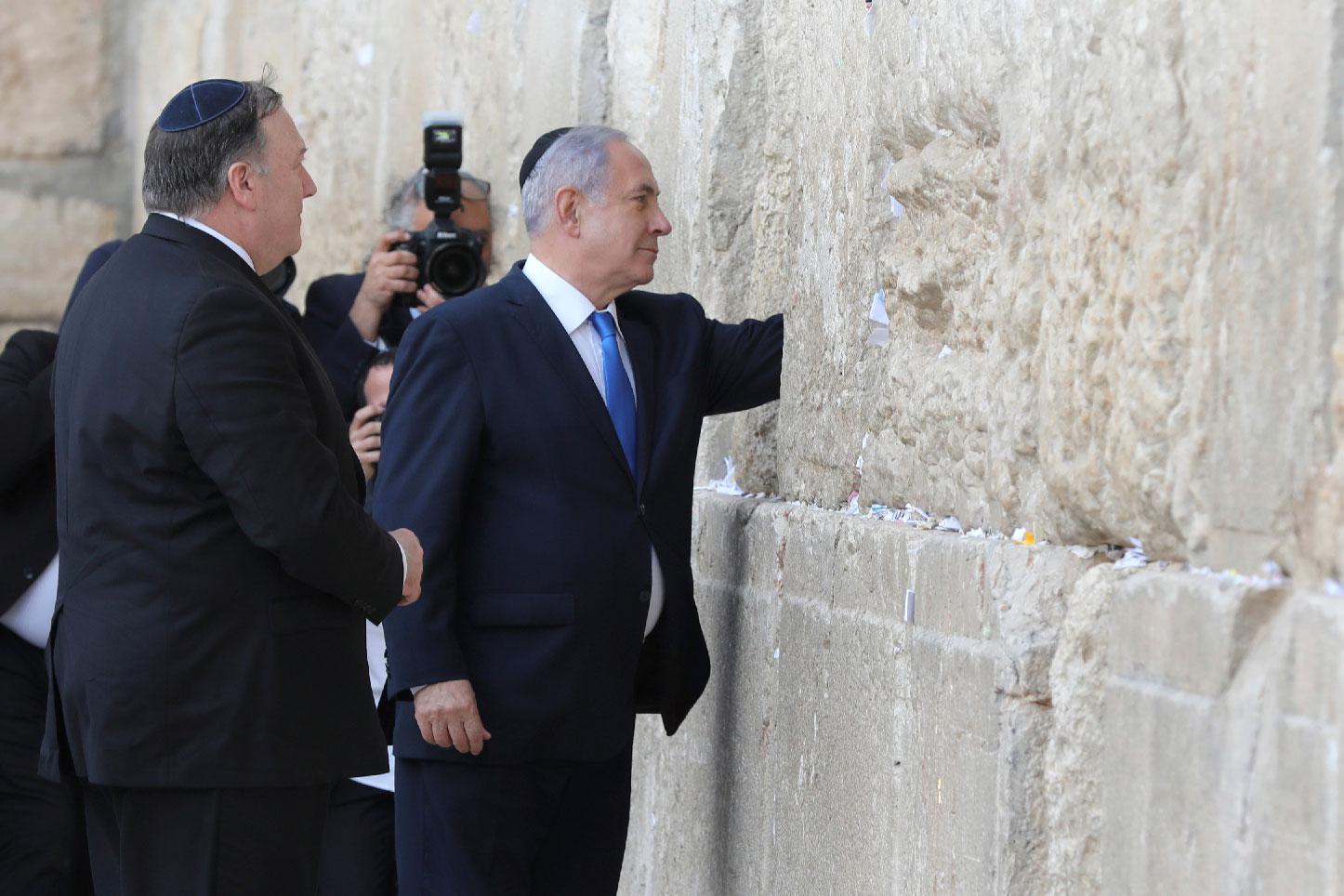 U.S. Secretary of State Mike Pompeo, left, and Israeli Prime Minister Benjamin Netanyahu visit the Western Wall in Jerusalem's Old City, Thursday, March 21, 2019.