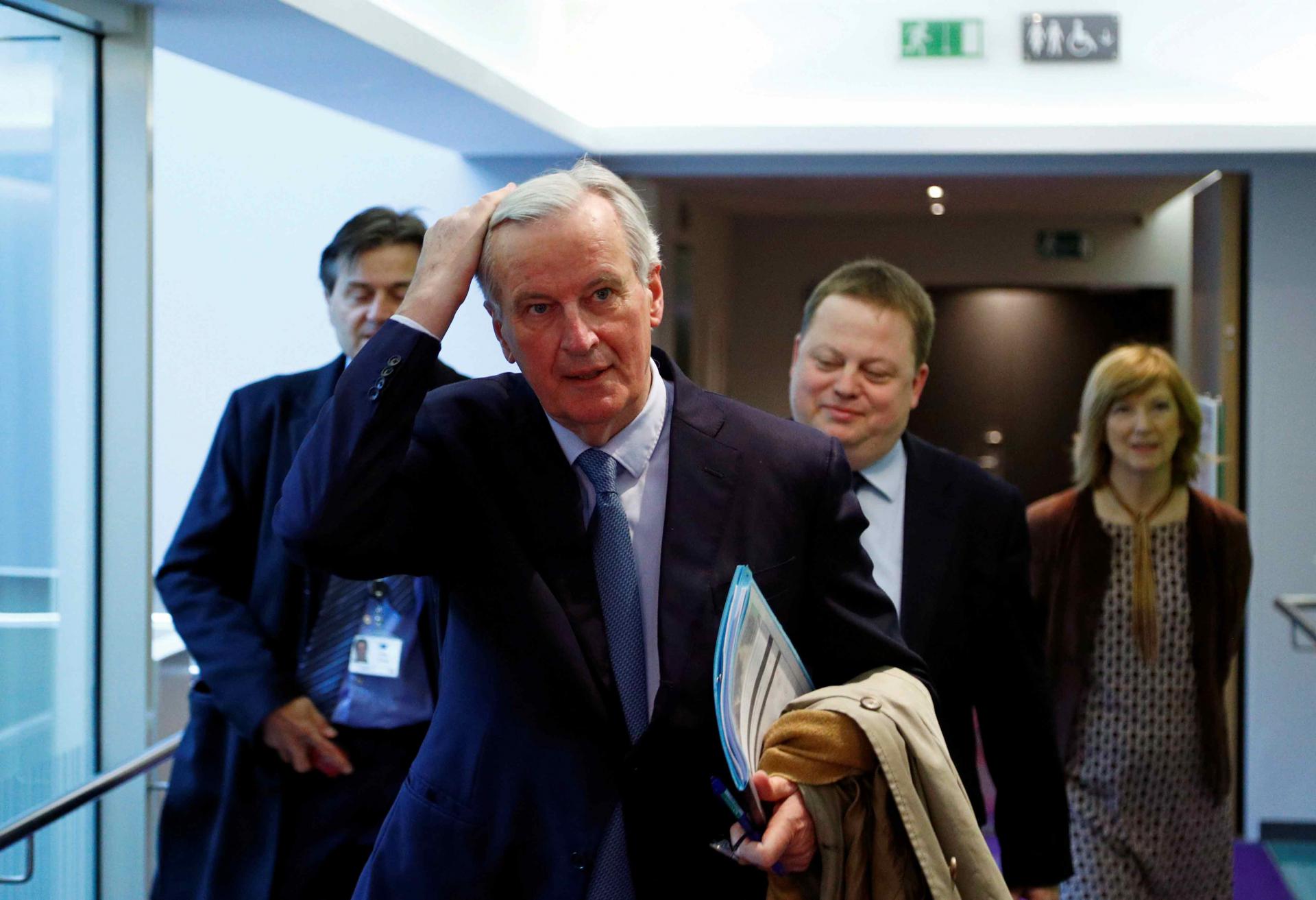 بارنييه يحذر لندن من خطورة الخروج دون اتفاق