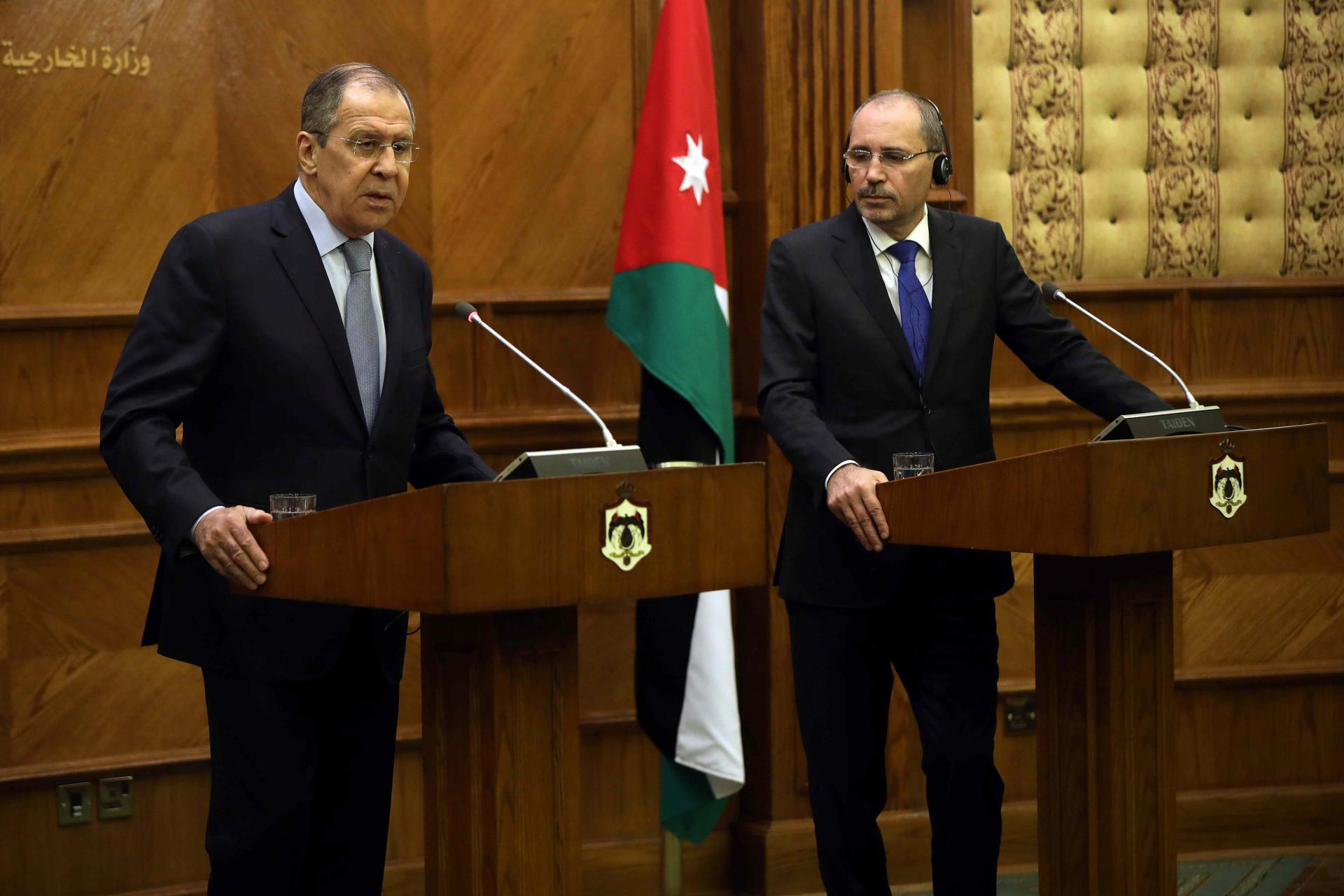 الأردن يعمل على دفع التوافق الأميركي الروسي لحل أزمة المخيم