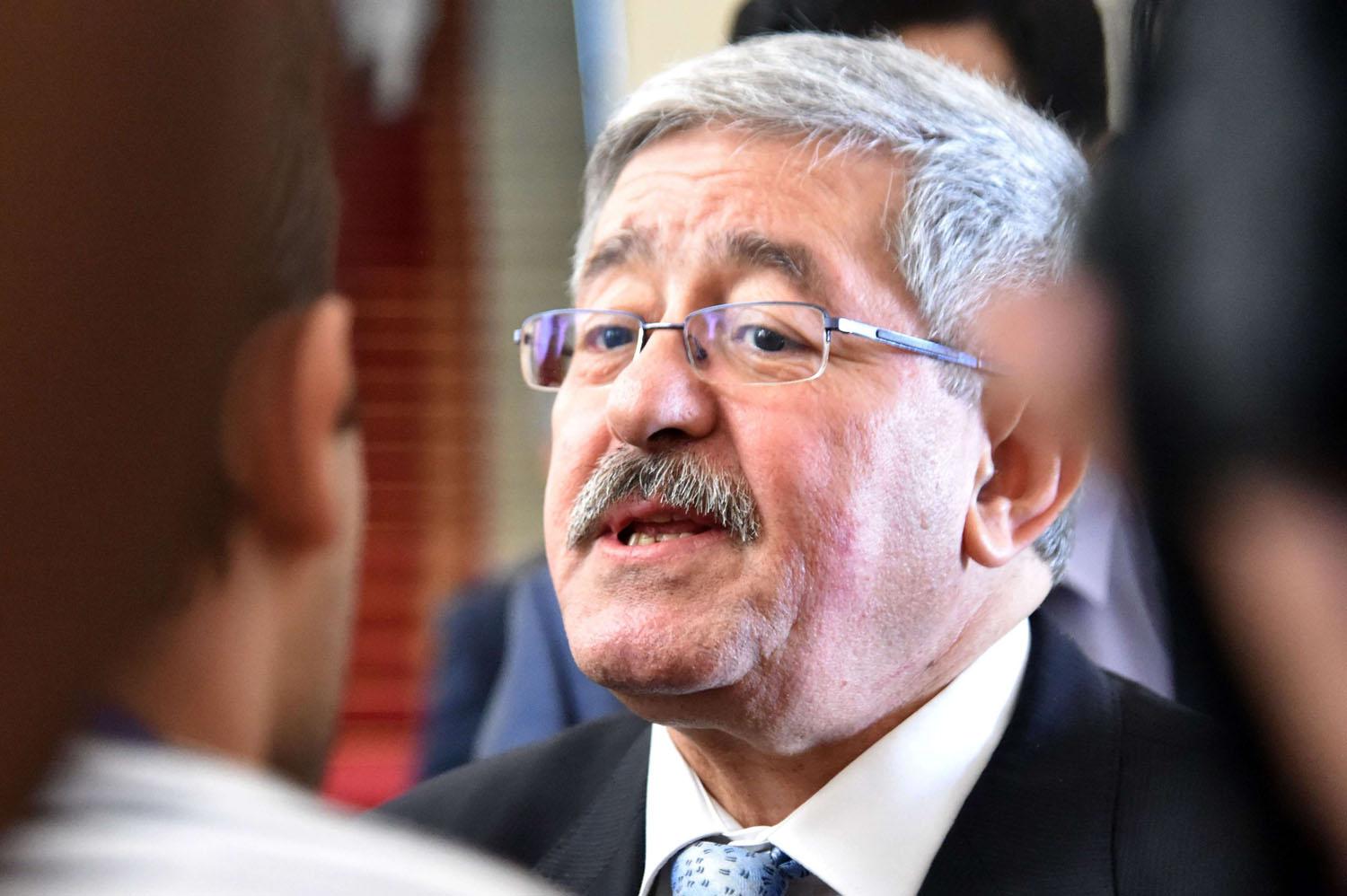 حزب التجمع الوطني الديمقراطي الجزائري احمد اويحي