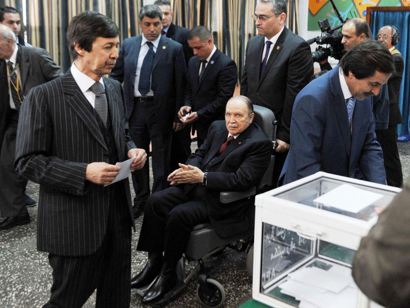 استقالة بوتفليقة