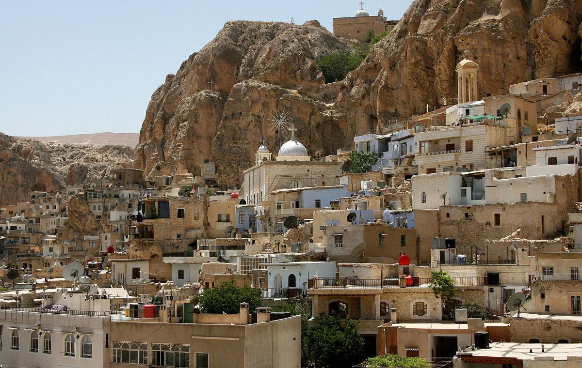 بلدة معلولا السورية