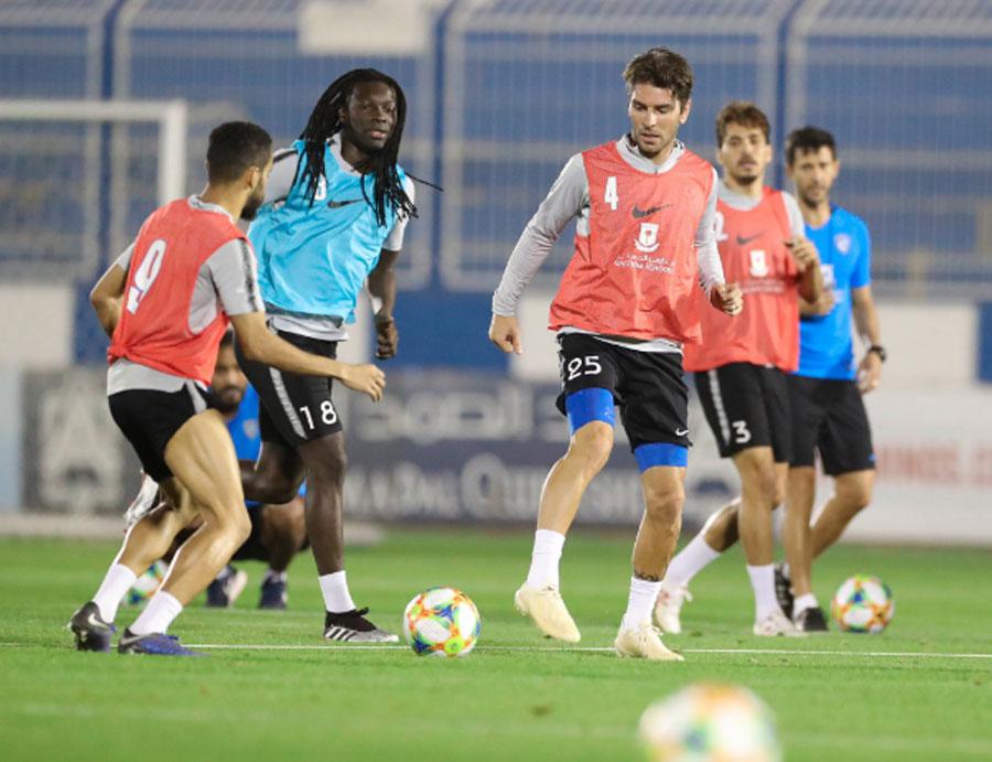 الهلال والعين يأملان بتجاوز أزماتهما الأخيرة محليا