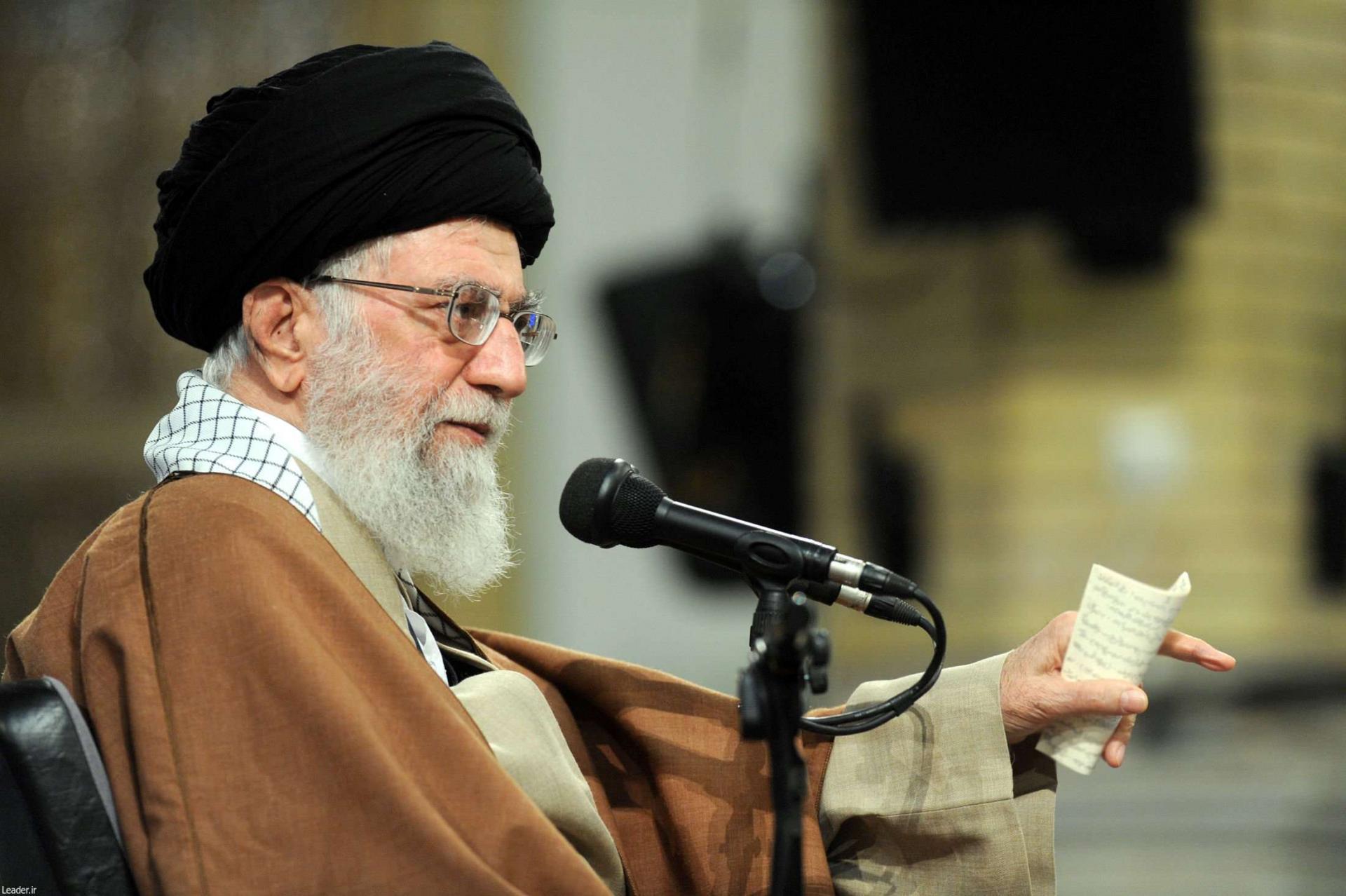 المرشد الأعلى الإيراني آية الله علي خامنئي 