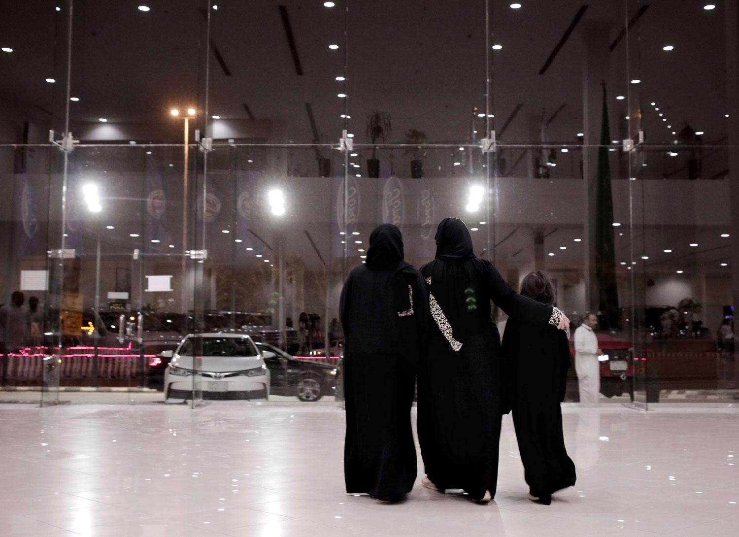 قيادة السيارات في السعودية