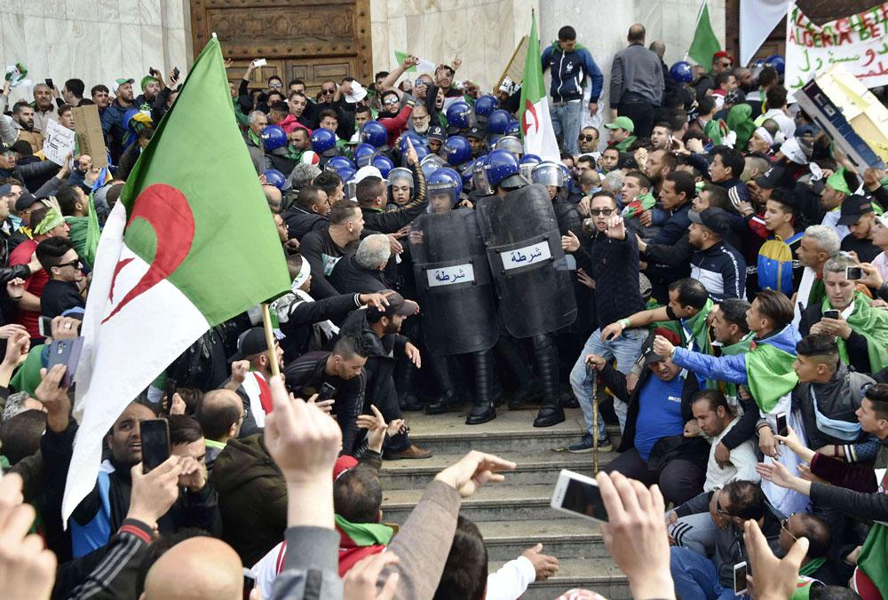 الحراك الشعبي في الجزائر