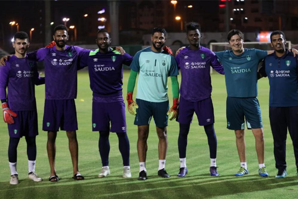 الأهلي يبحث عن دفعة معنوية للاعبيه قبل انطلاق الموسم