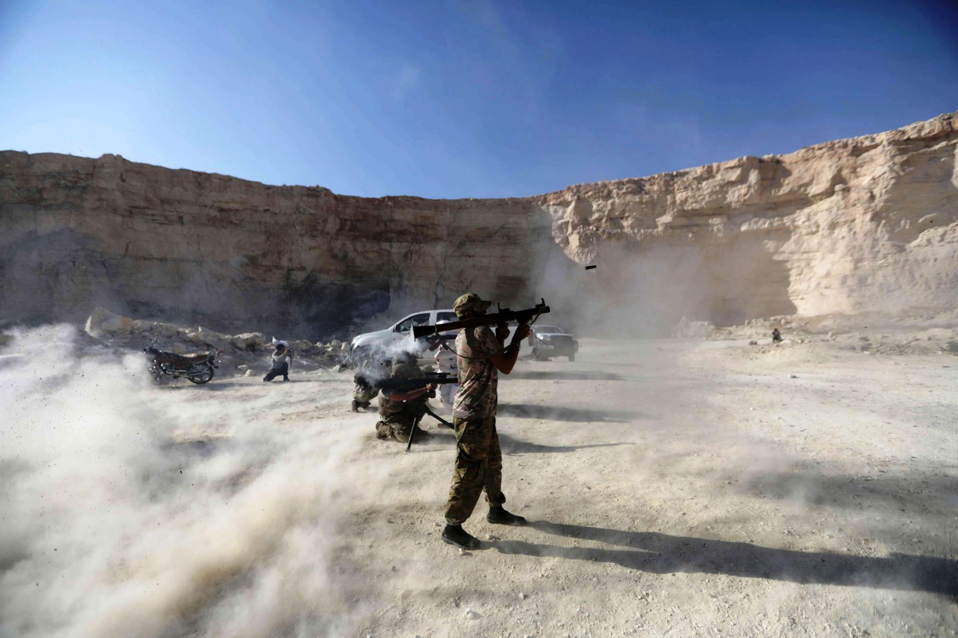 مواجهات عنيفة في محيط خان شيخون