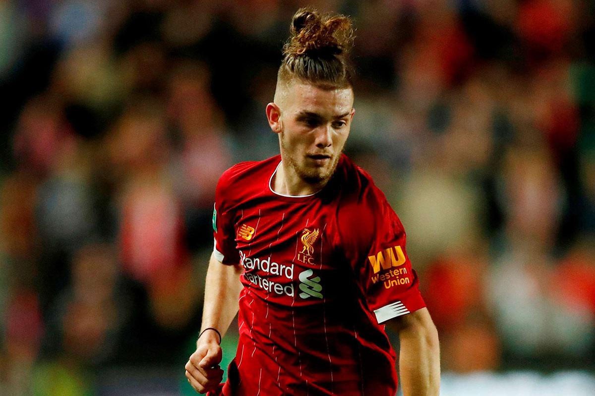 اليوت أصغر لاعب يستهل مباراة رسمية مع ليفربول ويساهم في الفوز