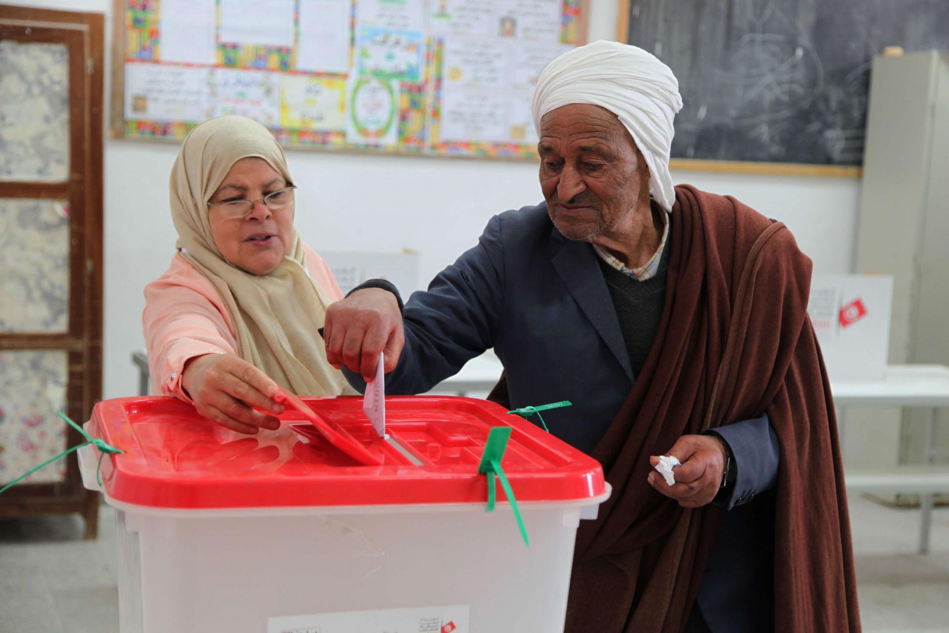 الناخبون التونسيون