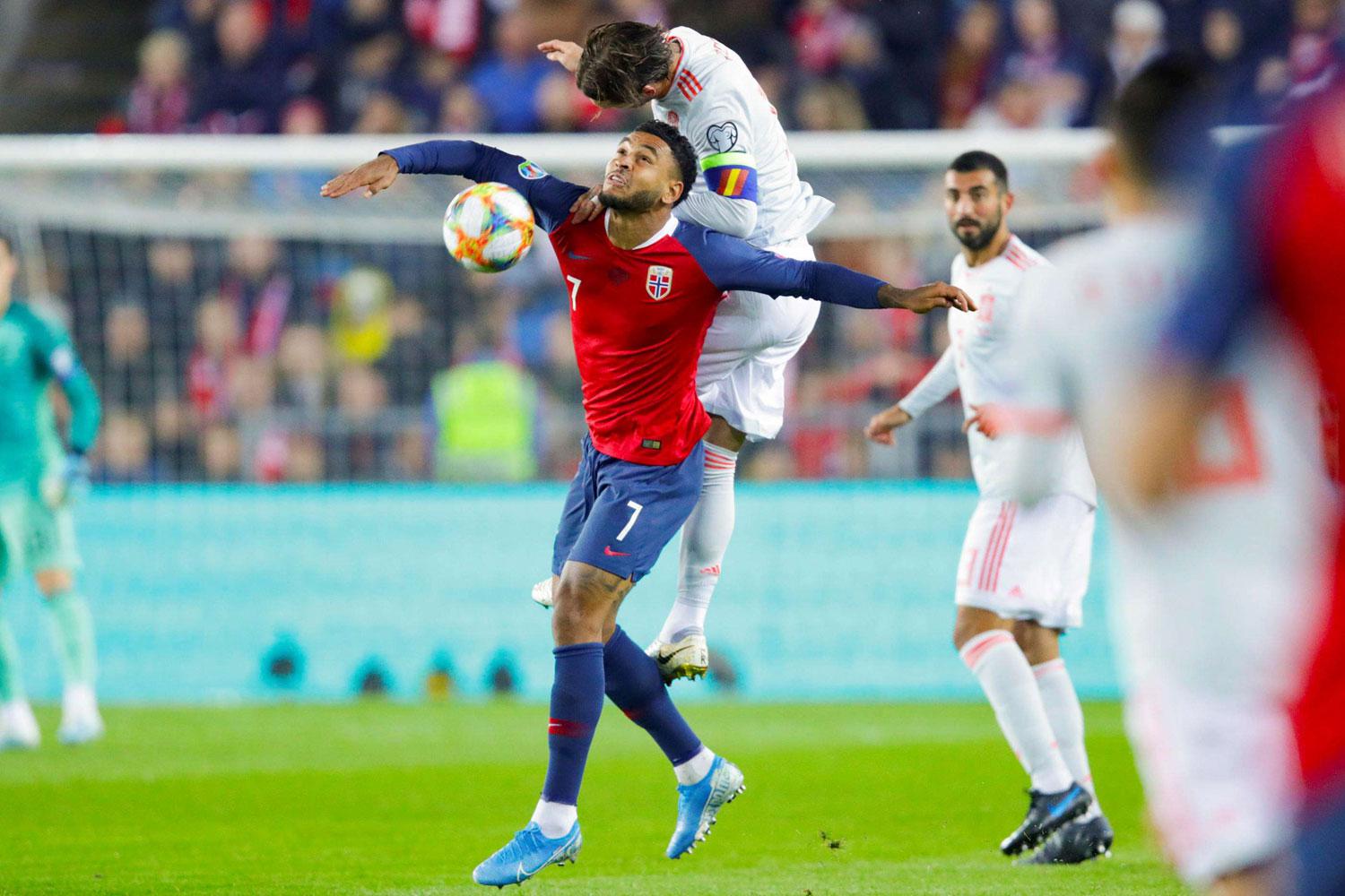 منتخب اسبانيا يواجه النروج
