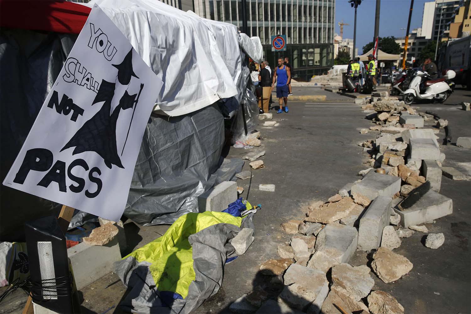 Beirut's main highway  blocked by anti-government protesters 