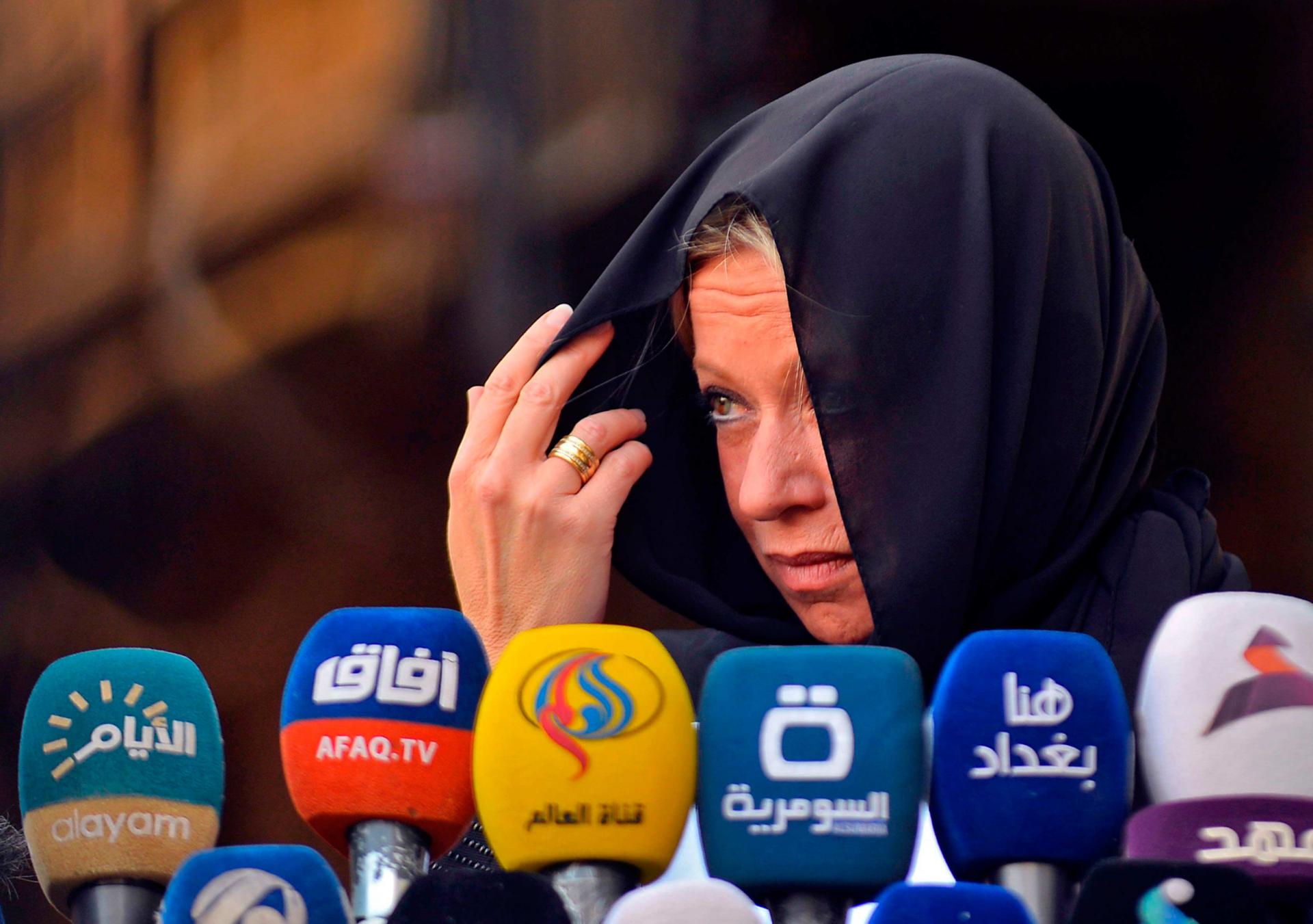سجل بلاسخارت السياسي لا يسمح لها أن تلعب دور الوسيط المحايد في العراق