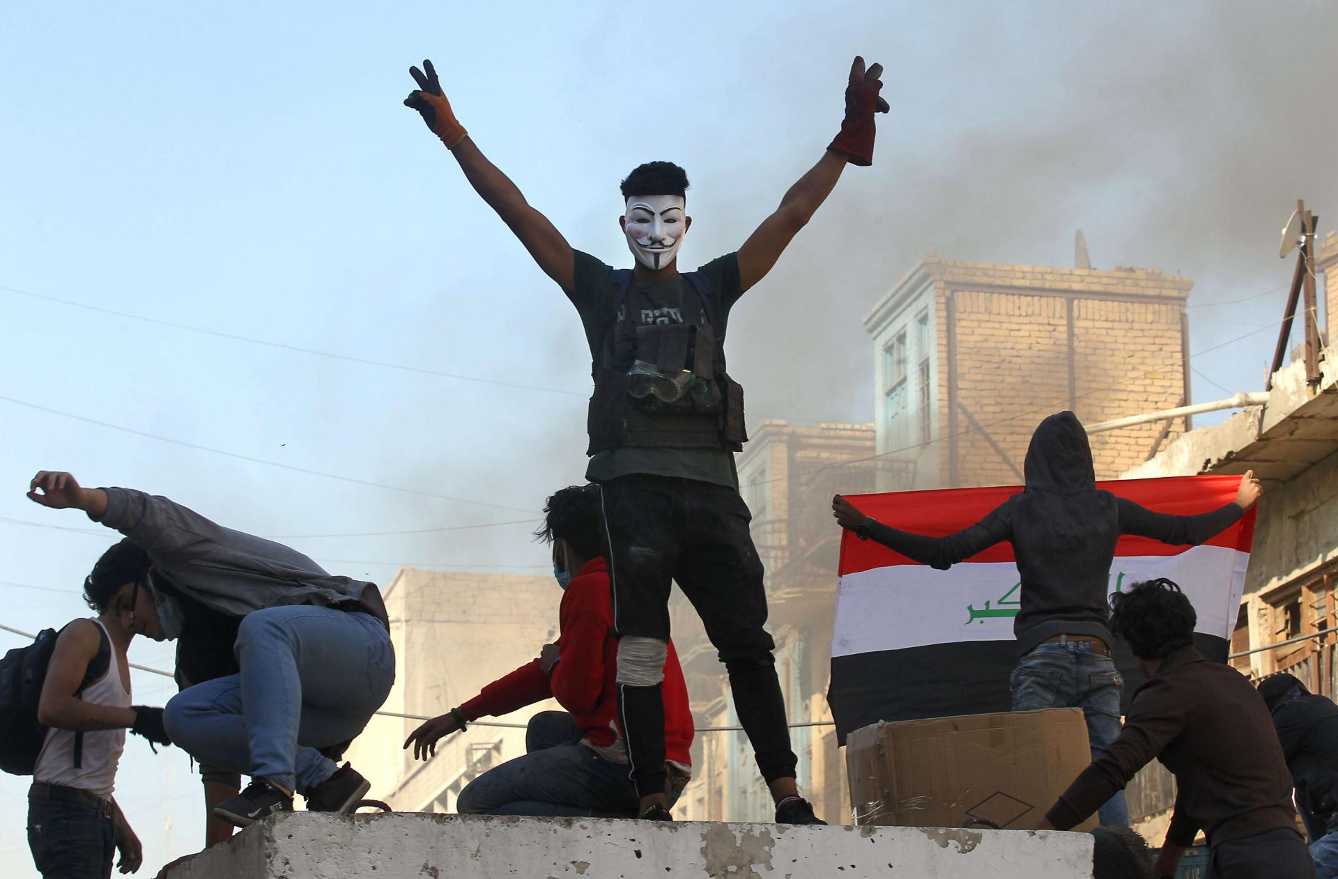 الشارع العراقي متمسك بمطالب "إسقاط النظام"