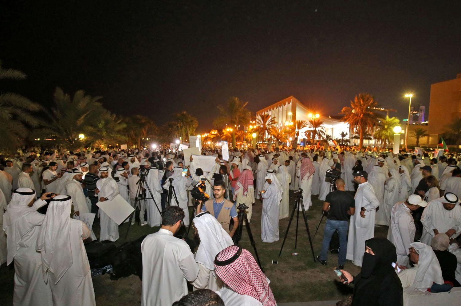 أمير الكويت في لقاء سابق مع الرئيس الايراني