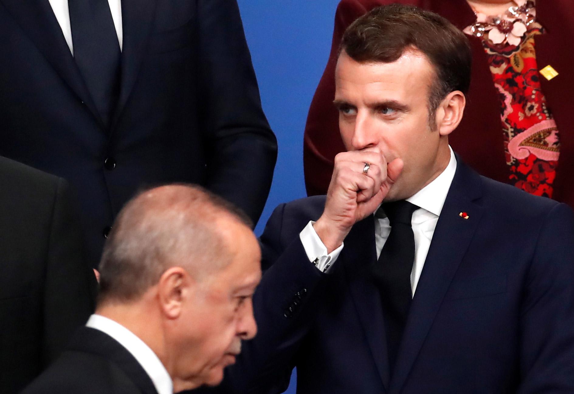 ماكرون انتقد سياسات أردوغان المزدوجة
