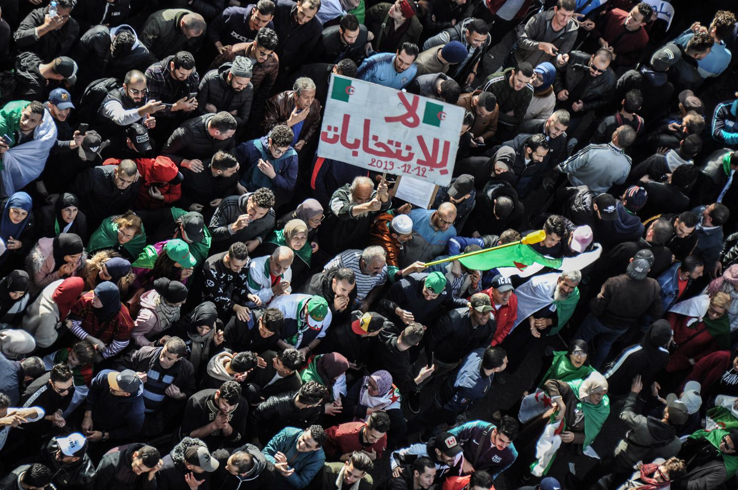 رفض شعبي كبير لمشاركة أبناء نظام بوتفليقة في الانتخابات