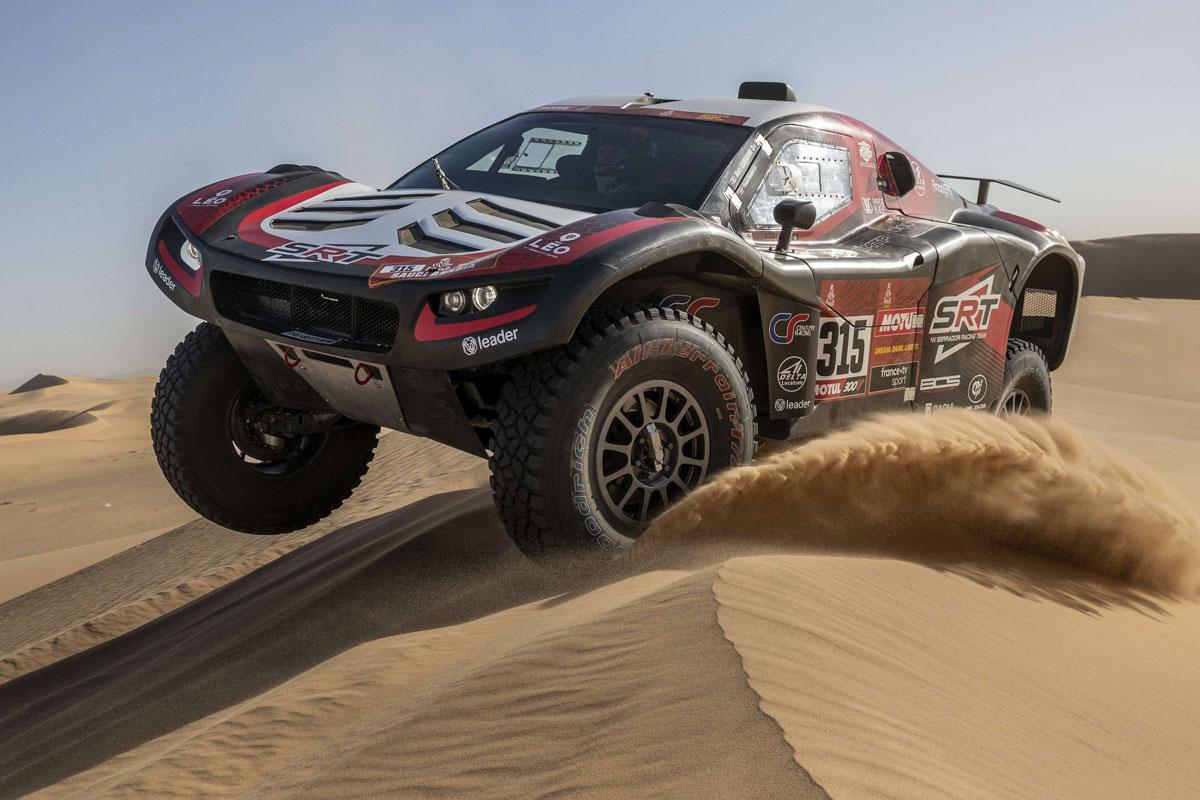 'الهاوي' سيرادوري يتجاوز ألونسو، ويفوز بأول مرحلة في مسيرته