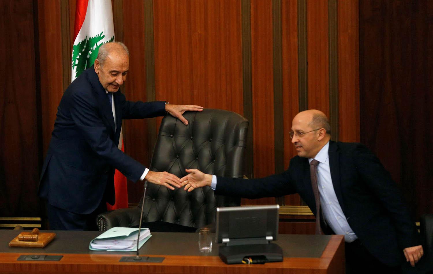 رئيس مجلس النواب اللبناني نبيه بري وعضو البرلمان الان عون