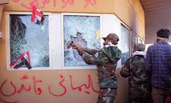 المهندس نفسه أعلن أنه إذا مات فليدفن بمقابر إيران