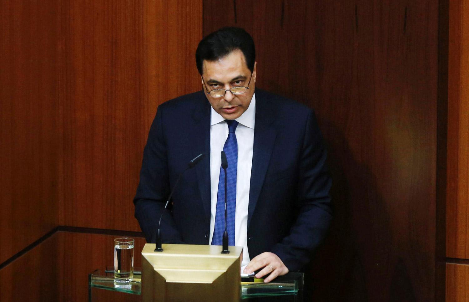 لا أحد يثق بعد في حكومة حسان دياب