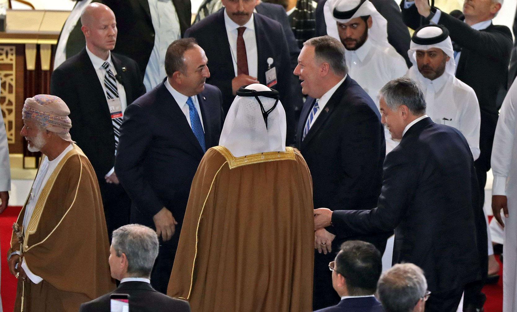 جاويش أوغلو يبحث مع بومبيو تطور الأوضاع في إدلب