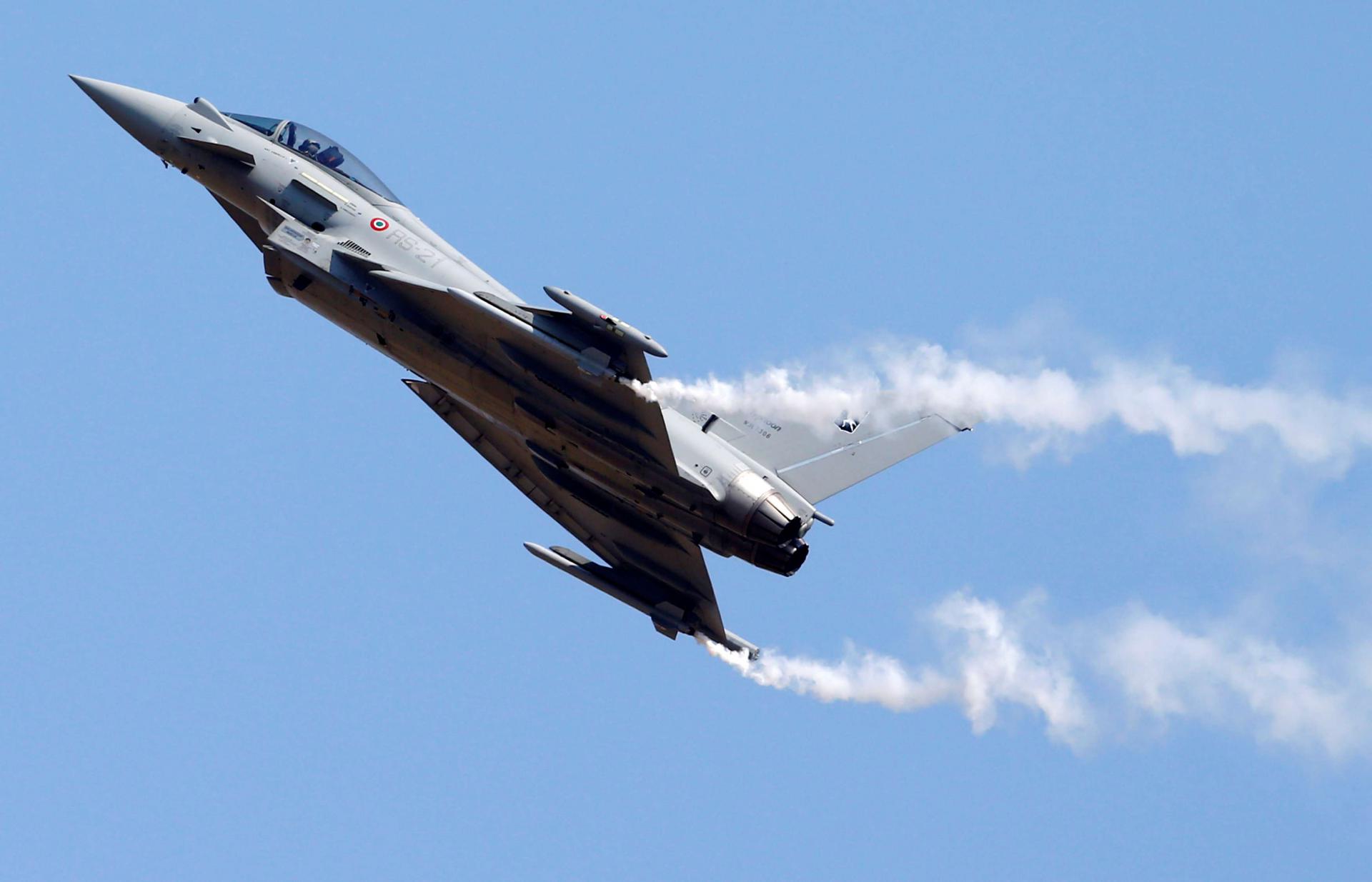 The aircraft came down during an operation to assist Yemeni forces