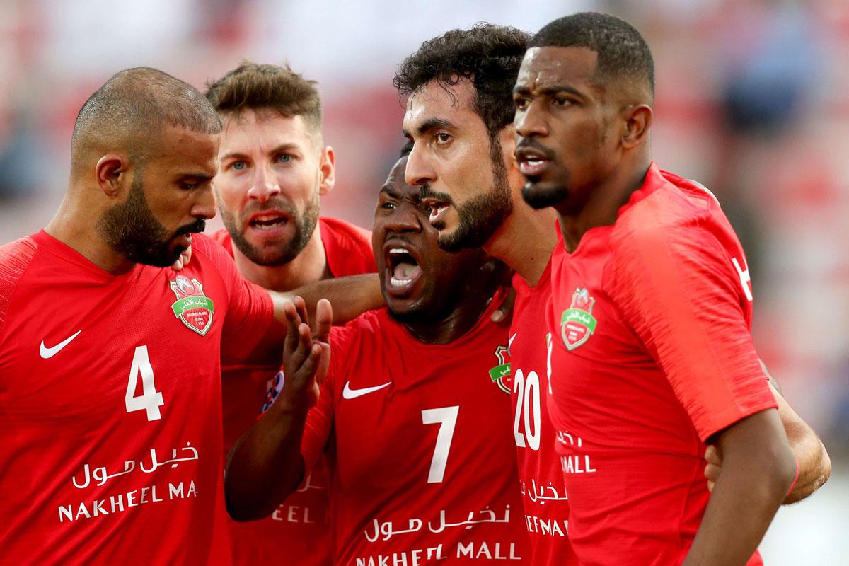 شباب الأهلي تحت الضغط بعد تقليص العين الفارق معه الى ثلاث نقاط