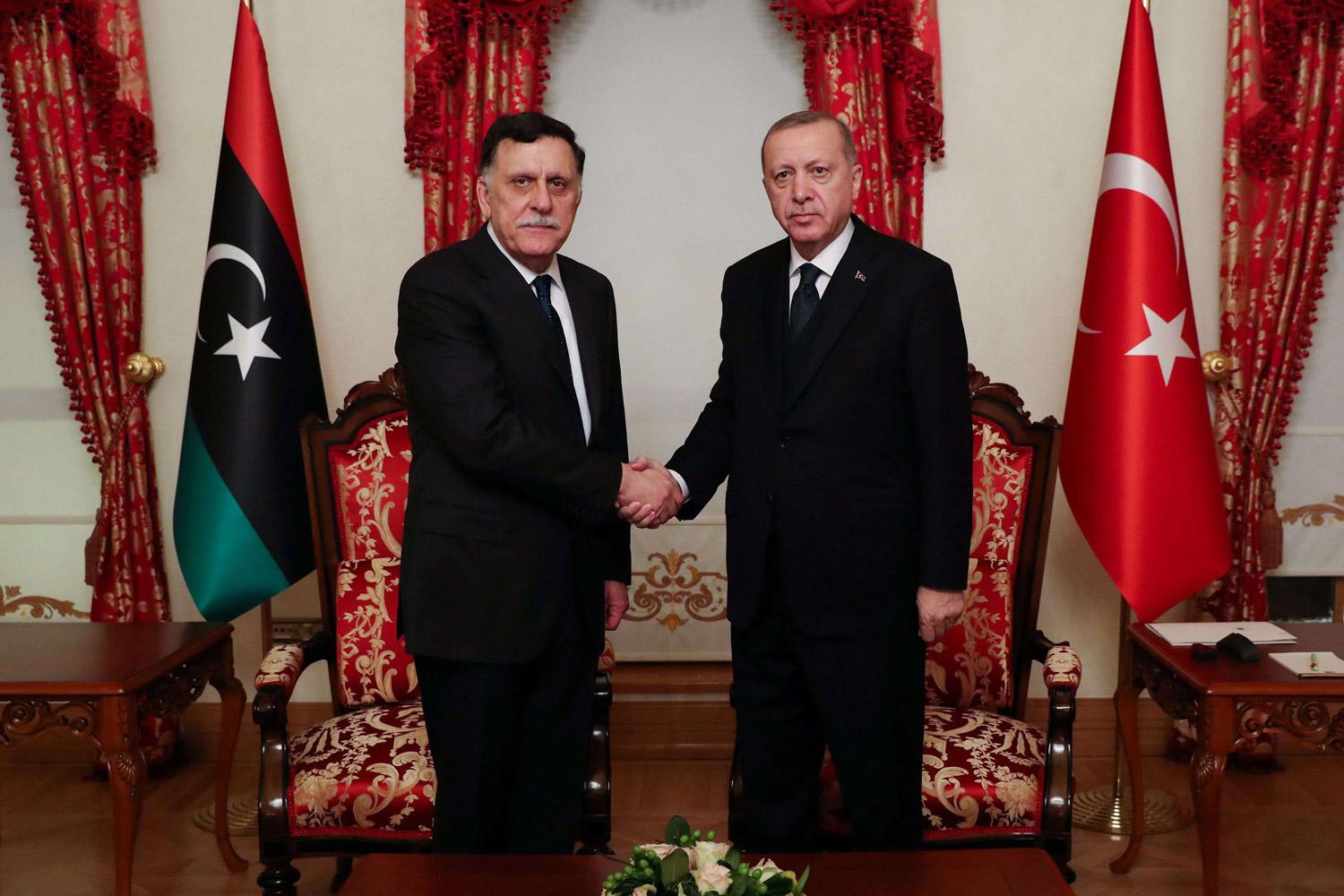 السراج يد أردوغان التي وضعها على ثروات ليبيا