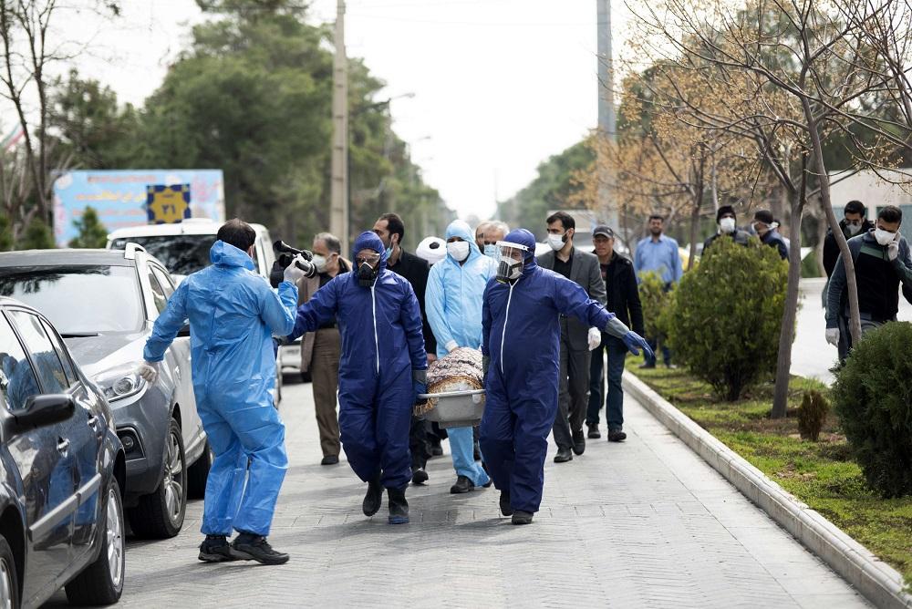 Russian authorities ignore calls made by the US administration to support Tehran in confronting the virus