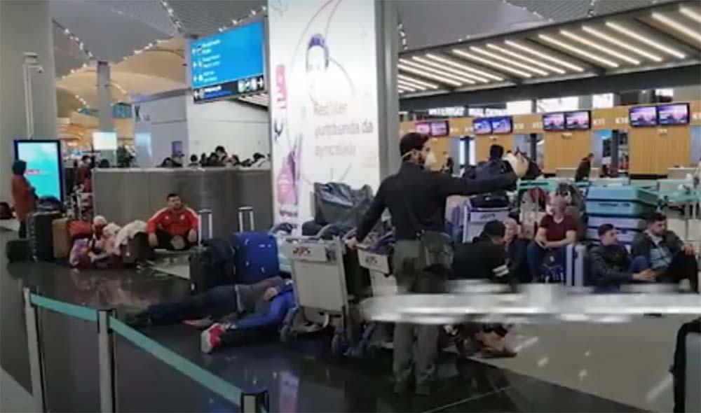 Algerian passenger stranded at Istanbul Airport