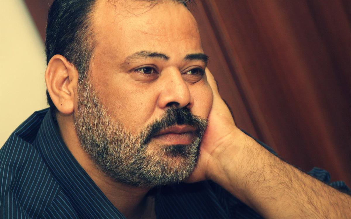 حجر تقيل اسود