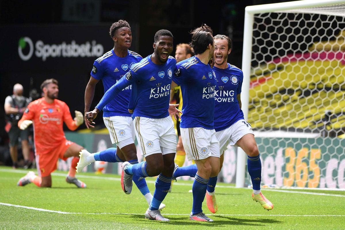 ليستر يخسر جهود المدافع هاري مغواير لصالح مانشستر يونايتد العام الماضي وتكهنات برحيل آخرين