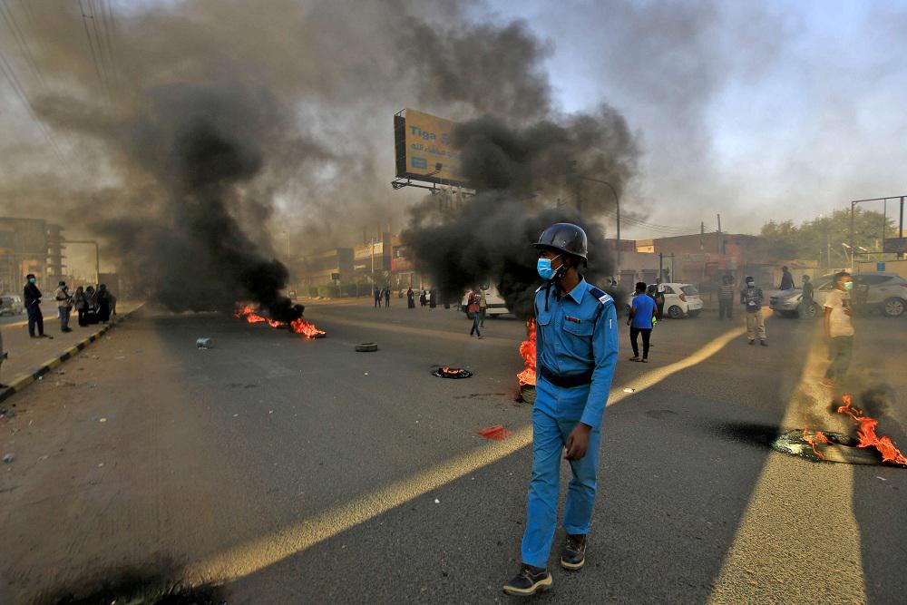 السودان يتقلب بين ازمة وأخرى