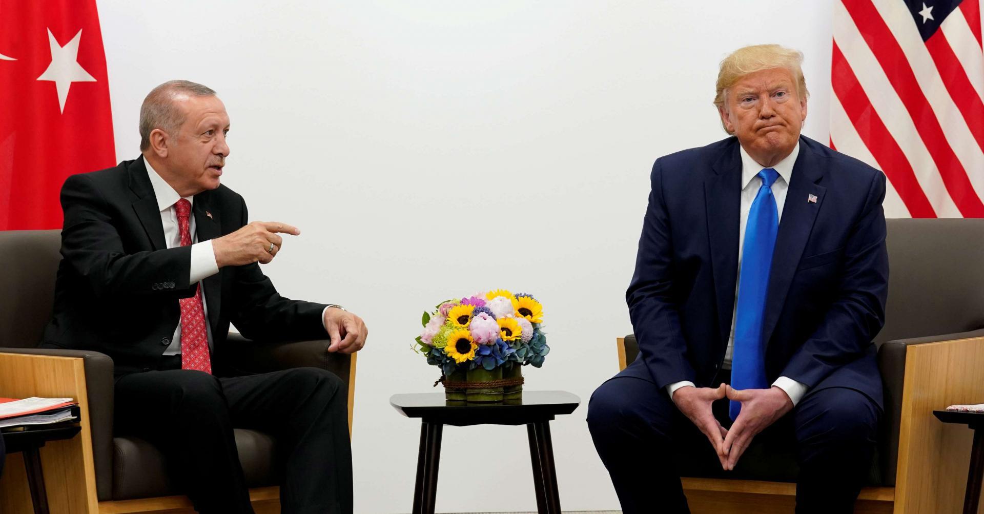 الرئيس التركي رجب طيب اردوغان ونظيره الاميركي دونالد ترامب