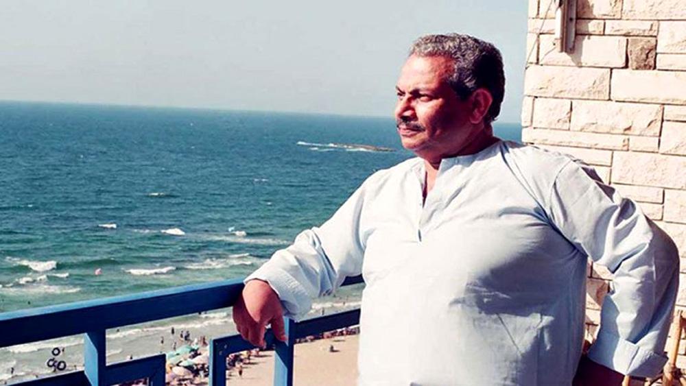 الشهد والدموع