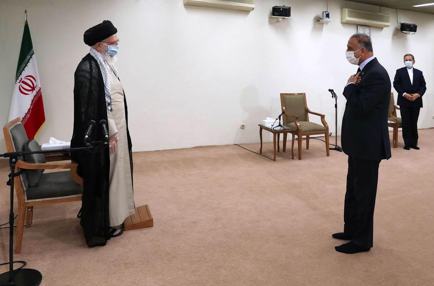 المرشد الأعلى علي خامنئي يستقبل رئيس الوزراء العراقي مصطفى الكاظمي