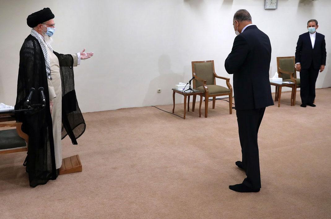 لقاء المرشد الأعلى الايراني علي خامنئي برئيس الوزراء العراقي مصطفى الكاظمي
