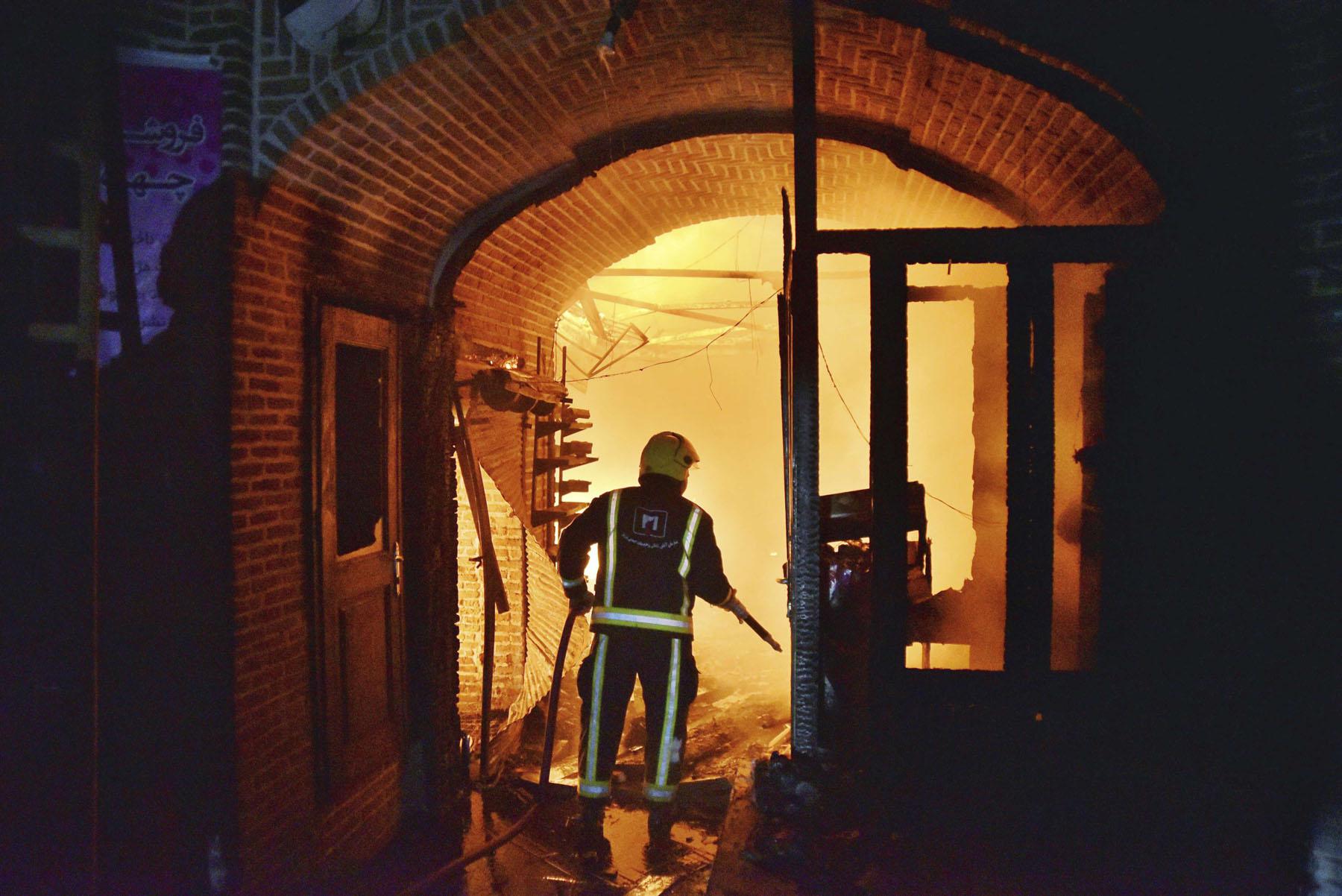 ايران تتكتم على اسباب الحرائق